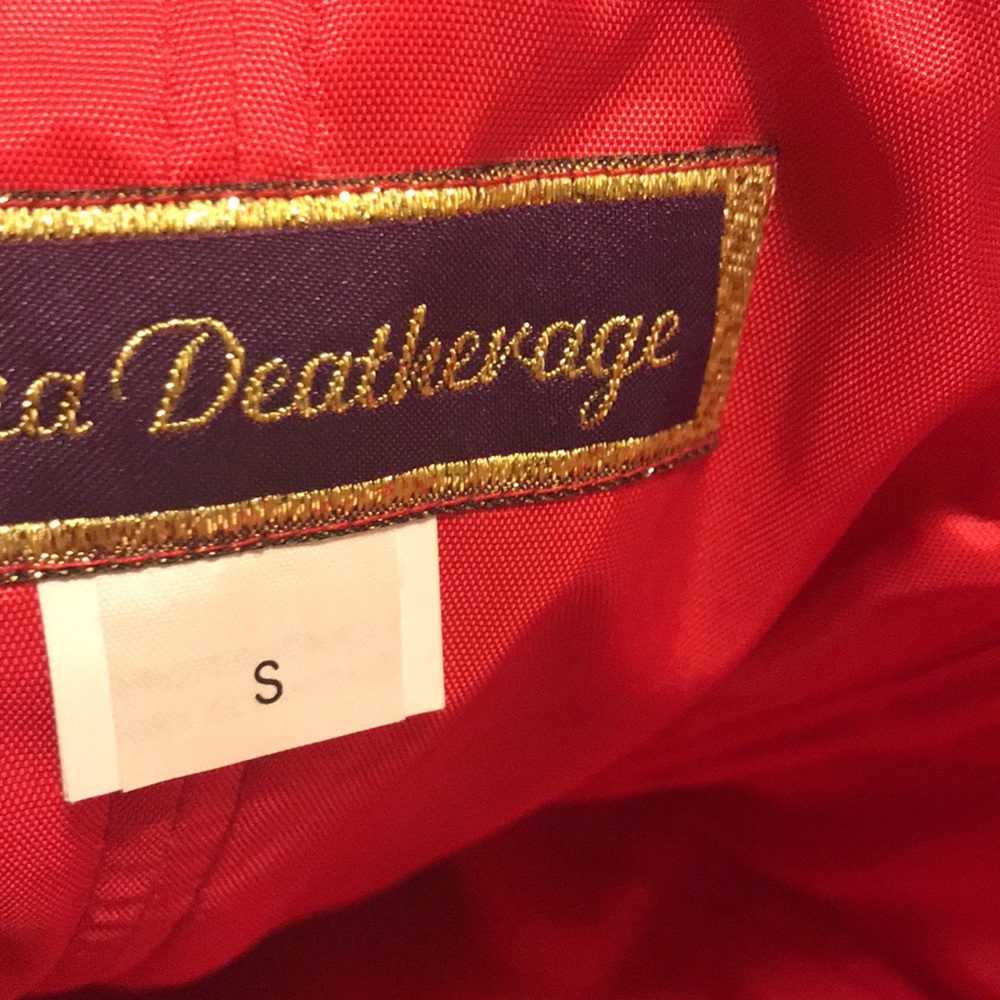 Dana Deatherage - Picture 6 of 13